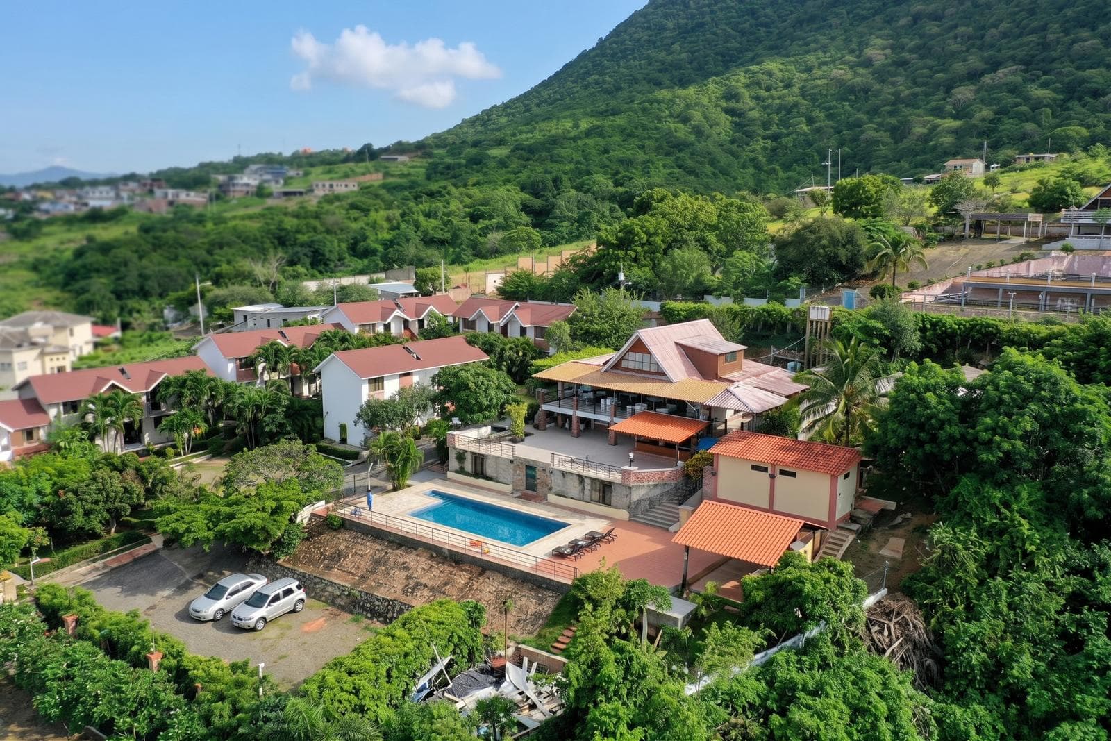 Venta Hotel tipo Quinta en Montecristi Manabi Cdla Eloy Alfaro, p.c. - 1