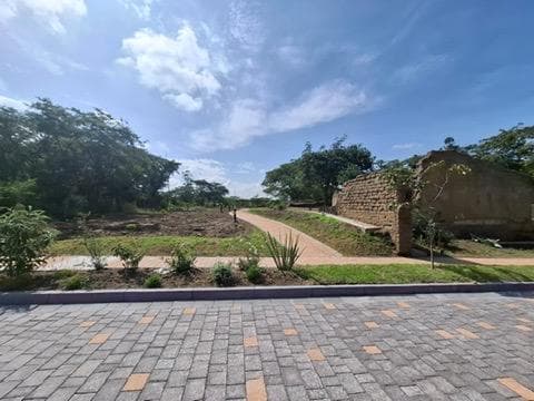 Terreno en Tumbaco - 1