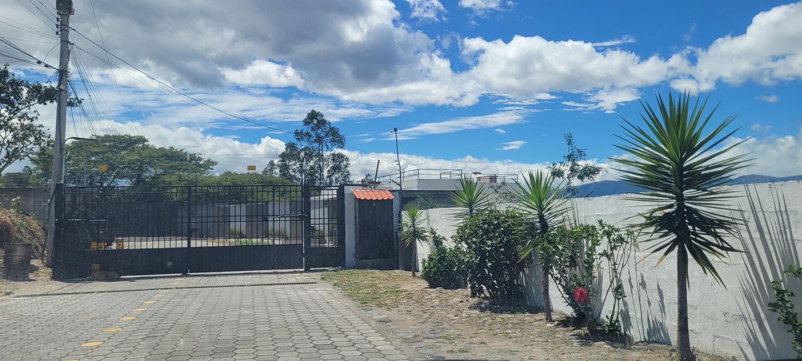 Venta terreno valle de Nayon 1.474 m² - 1