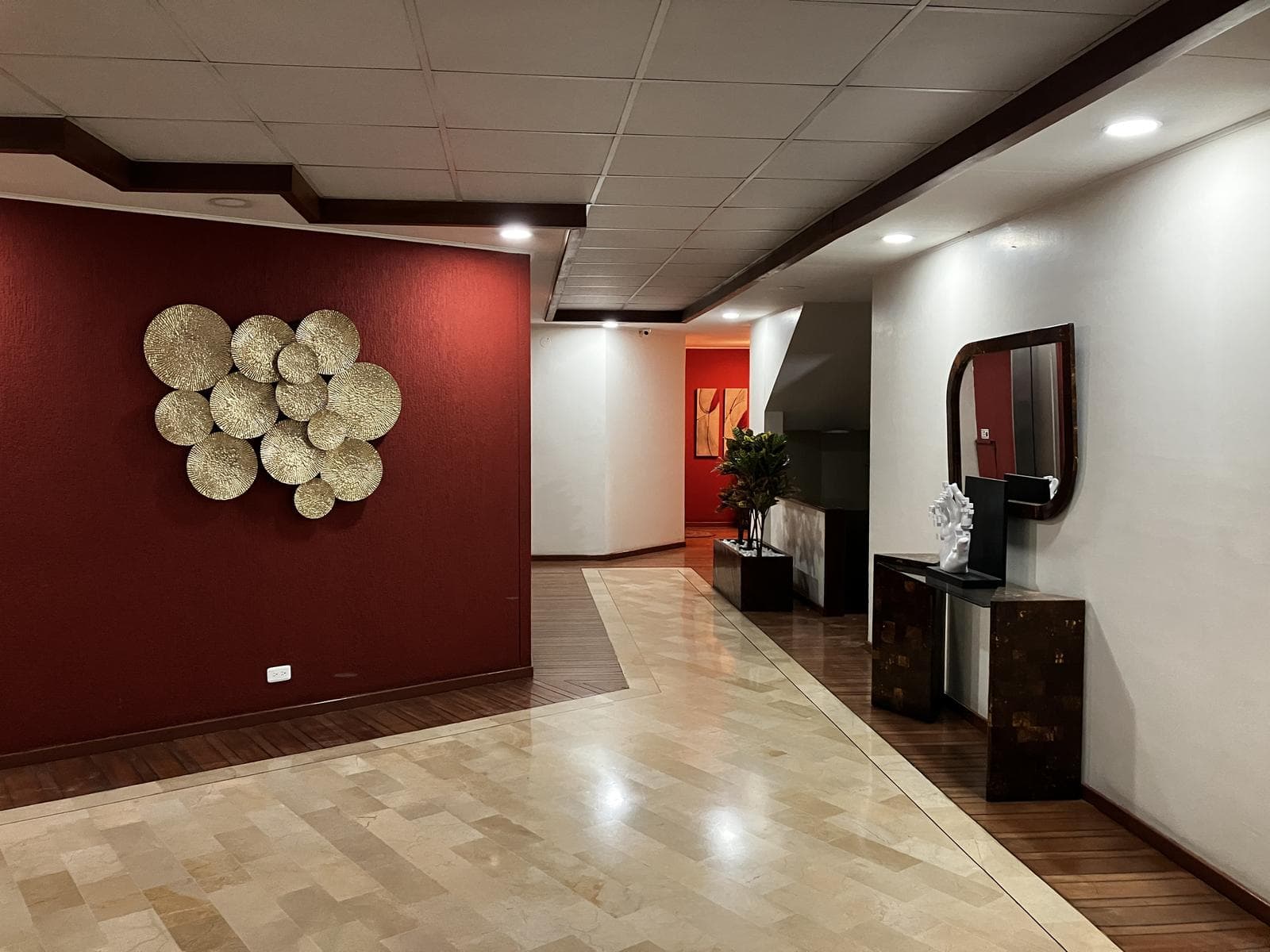 Bellavista - Bosmediano, amplio departamento de 223,00 m2 en venta - 1