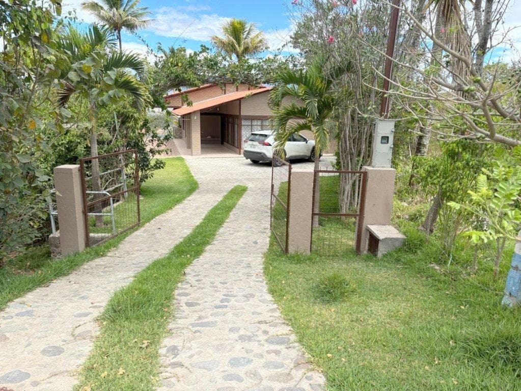 Terreno en venta 36.000m2 lotizable sector Sol y Agua - Yunguilla Cuenca - Azuay - 1