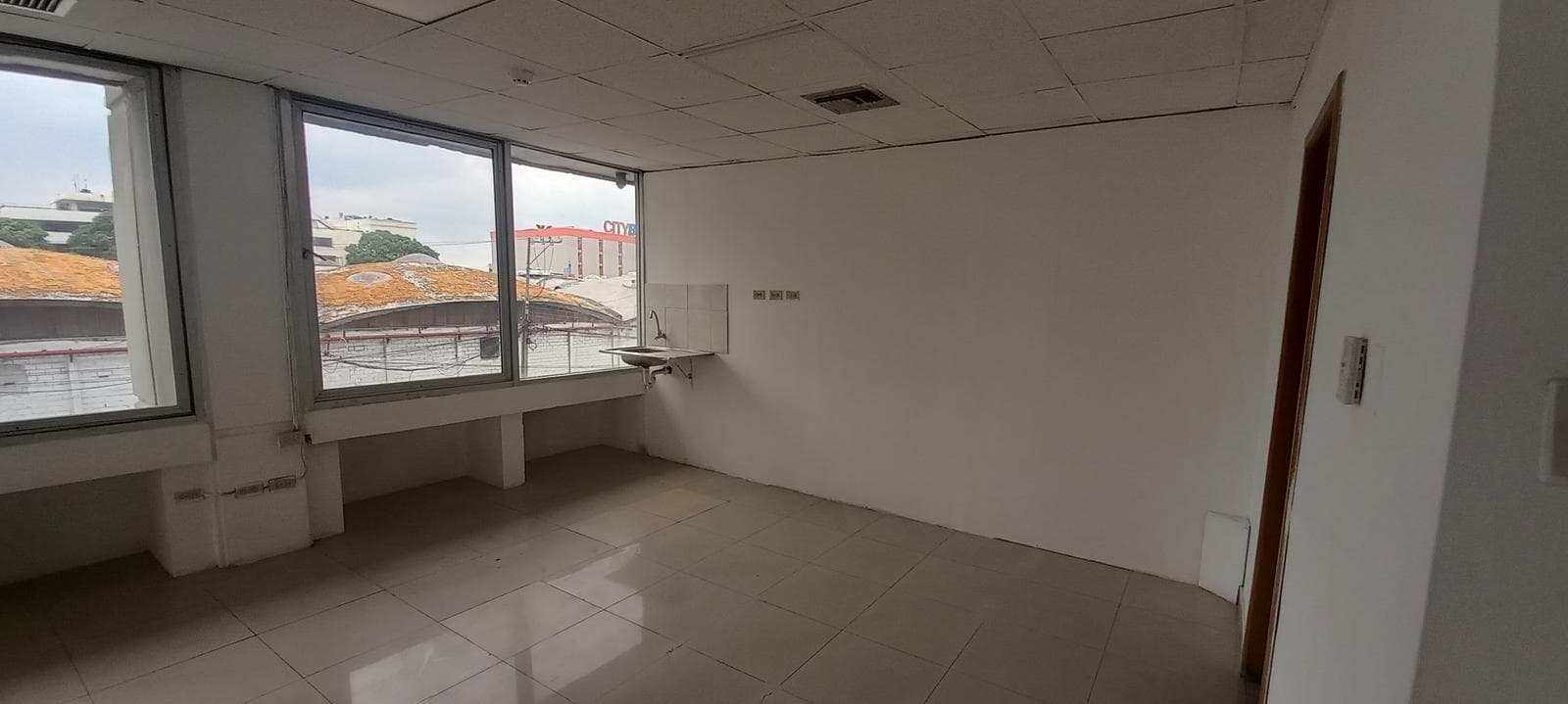 Alquiler de oficinas en la Av. de las Americas - 1