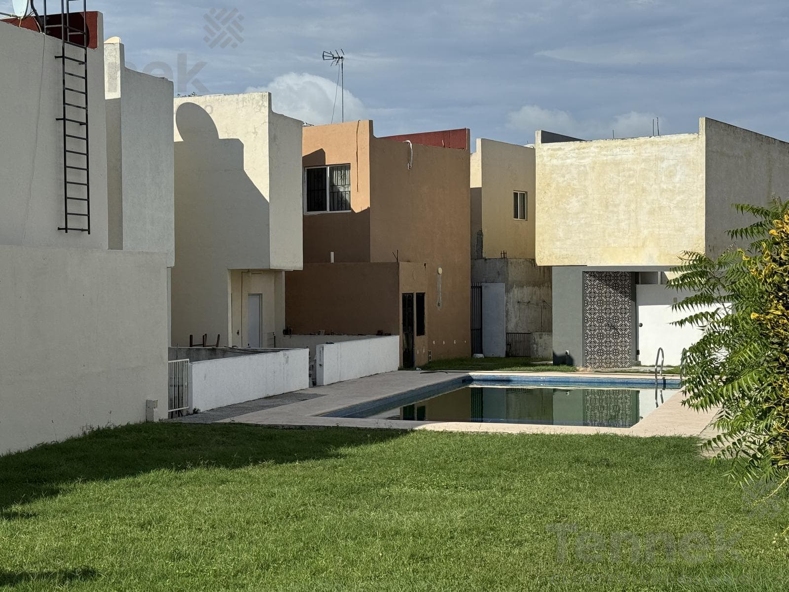 Casa en Venta Fraccionamiento Floresta - 1