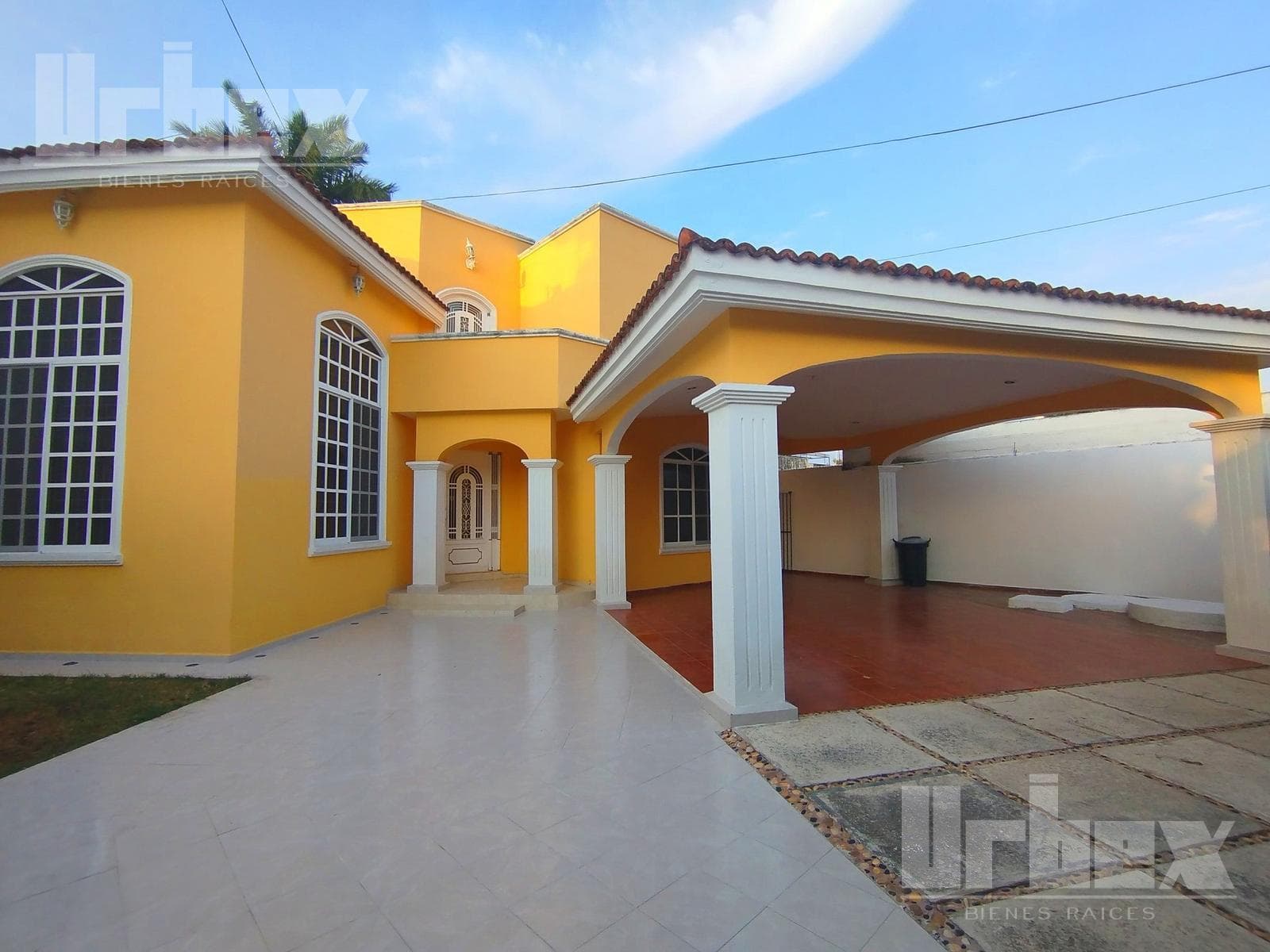 SE RENTA HERMOSA CASA RESIDENCIAL EN FRACCIORAMA 2000, CAMPECHE - 1