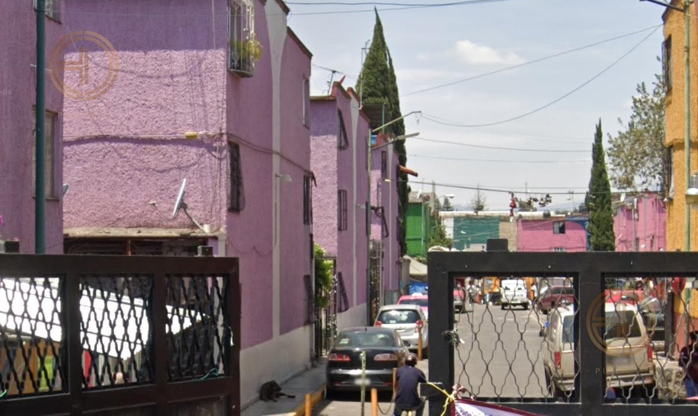 DEPARTAMENTO A LA VENTA EN MANUEL M. LOPEZ III, A CUADRAS DEL METRO LINEA 12 "NOPALERA", 20 MINUTOS DE PLAZA LAS ANTENAS. - 1