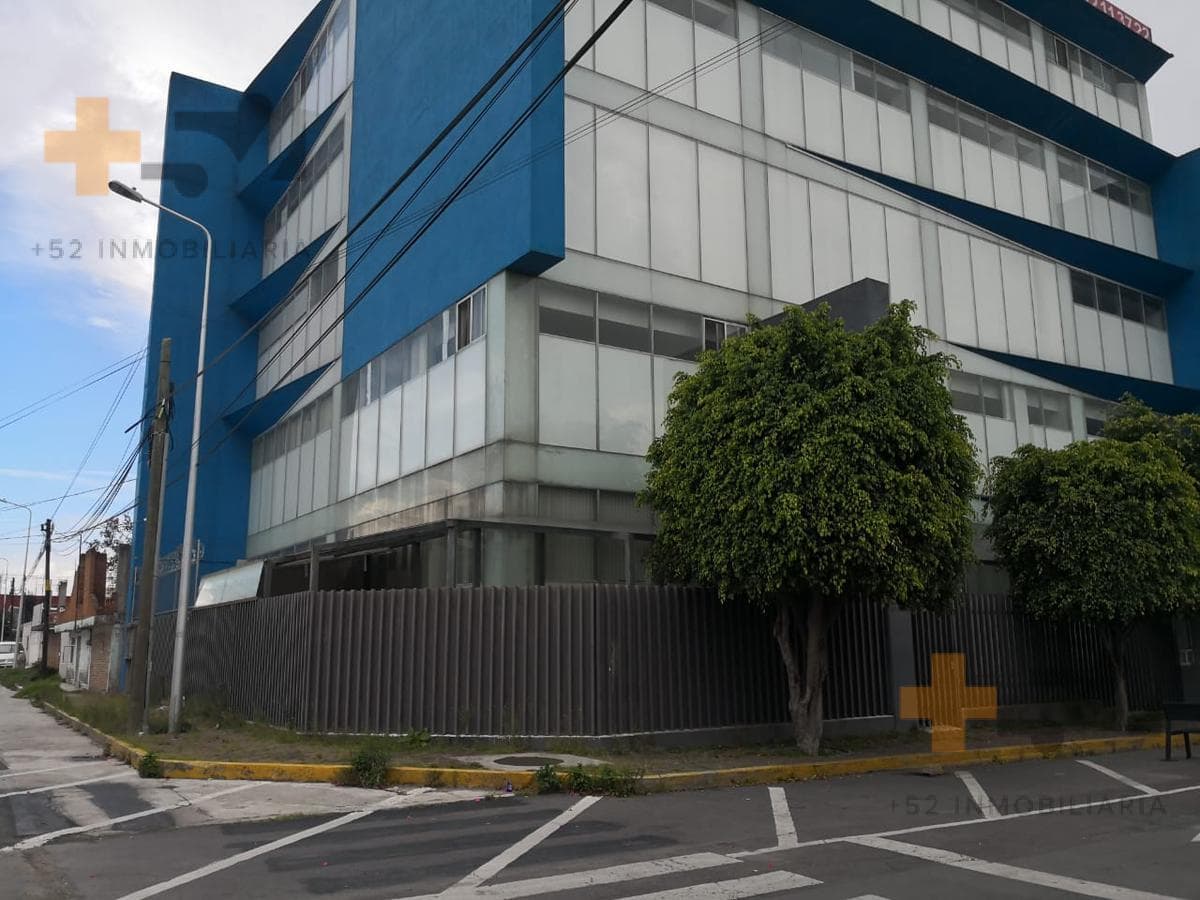Edificio En Venta, Blvd Hermanos Serdan A Una Calle - 1