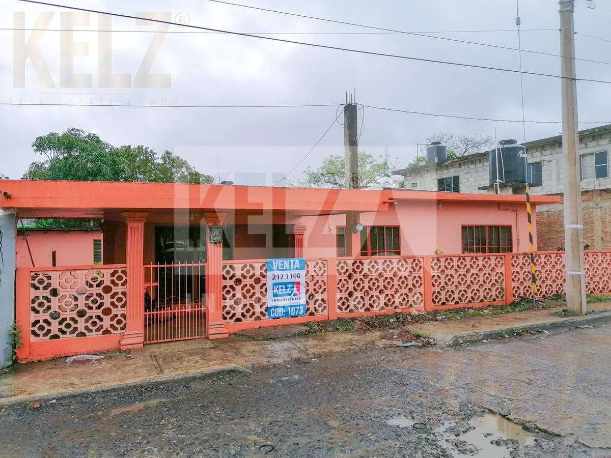 Casa en Venta, Col. Tamaulipas, Naranjos, Veracruz - 1