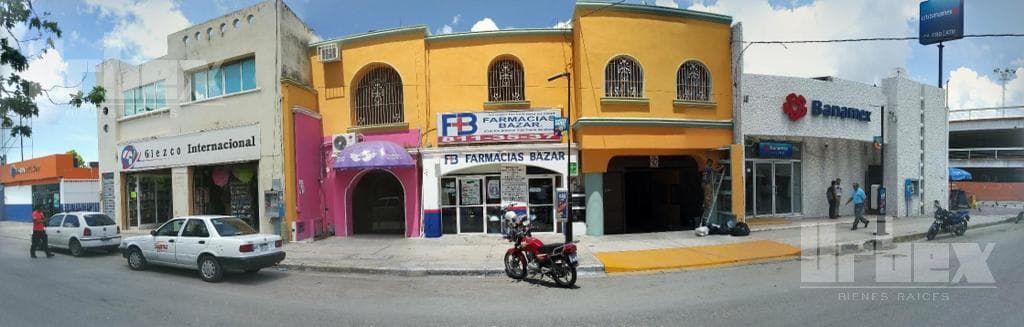 VENDO EN CAMPECHE LOCALES CON DEPARTAMENTOS FUNCIONANDO - 1