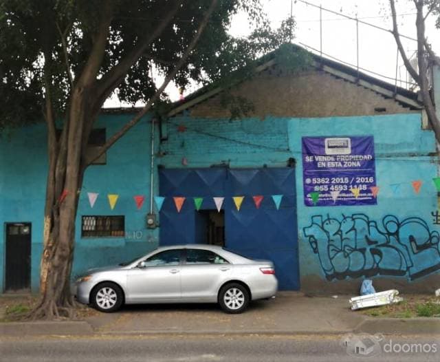 Bodega en Venta en Avenida Tenayuca - 1