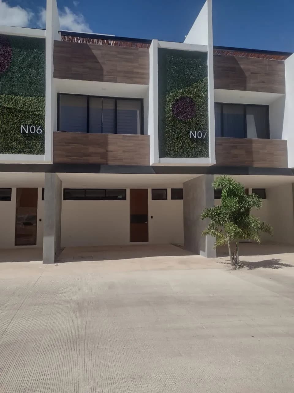 Townhouse en  renta 3 niveles Privada Seremos Dzitya, Merida, Yucatan - 1
