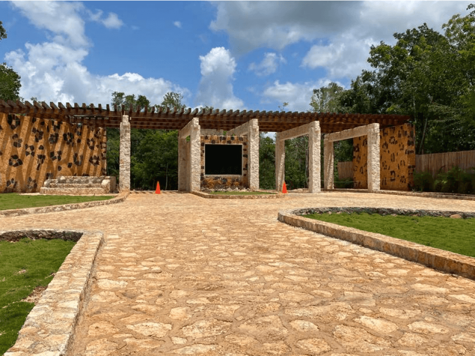Venta de Terreno en Puerto Morelos en Ruta de los Cenotes - 1