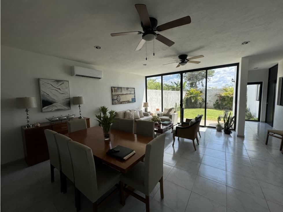 MAGNIFICA CASA EN RESIDENCIAL KANAN EN CONKAL $3,300,000 - 1