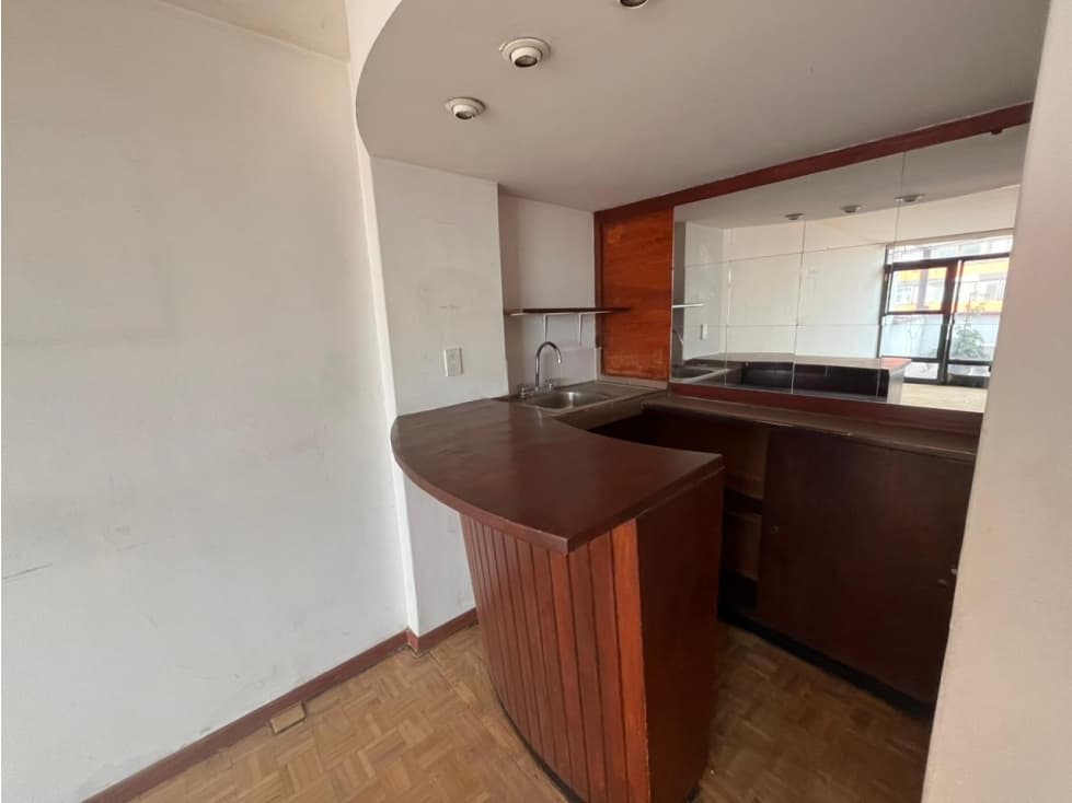 EXCELENTE PISO DE OFICINAS EN RENTA SOBRE INSURGENTES - 1