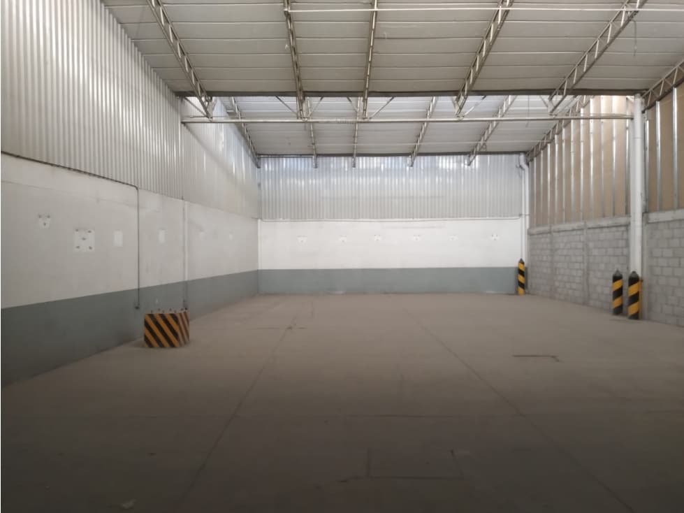 RENTA NAVE TULTITLAN 315 m2 - 1
