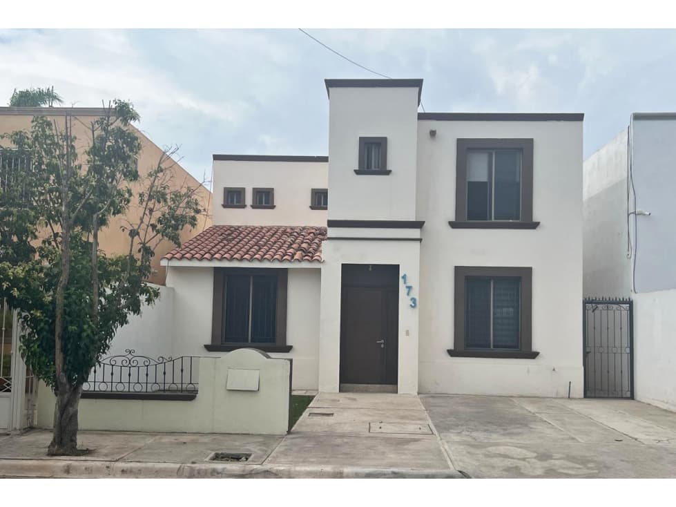 Casa en RENTA en Rincón de Sayavedra RCR607521 - 1