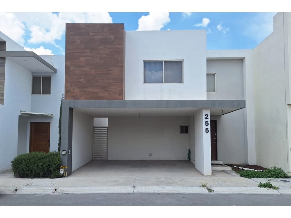 Casa Amueblada en RENTA en Fracc. Villa Natura RCR651307 - 1