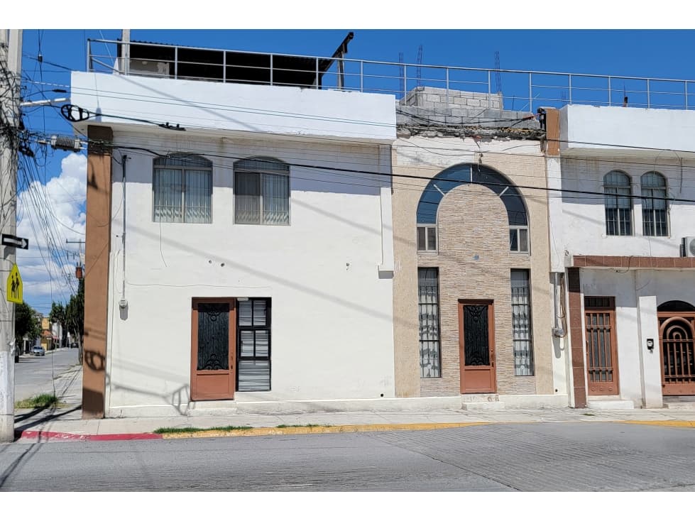 Local comercial en VENTA en col. Cumbres CLV652245 - 1