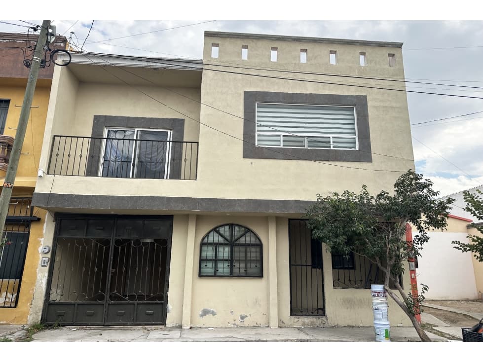 Casa en RENTA en La Hacienda I, Ramos Arizpe RCR661022 - 1