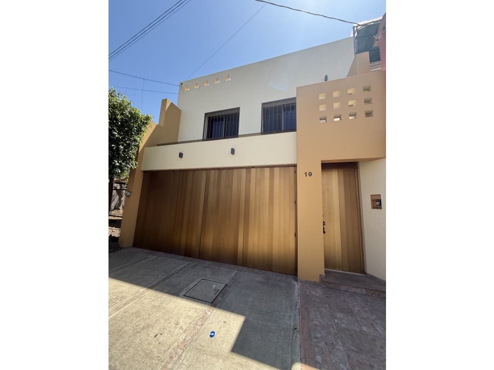 Casa en Renta Privada Suiza en La Nueva Luneta Zamora - 1