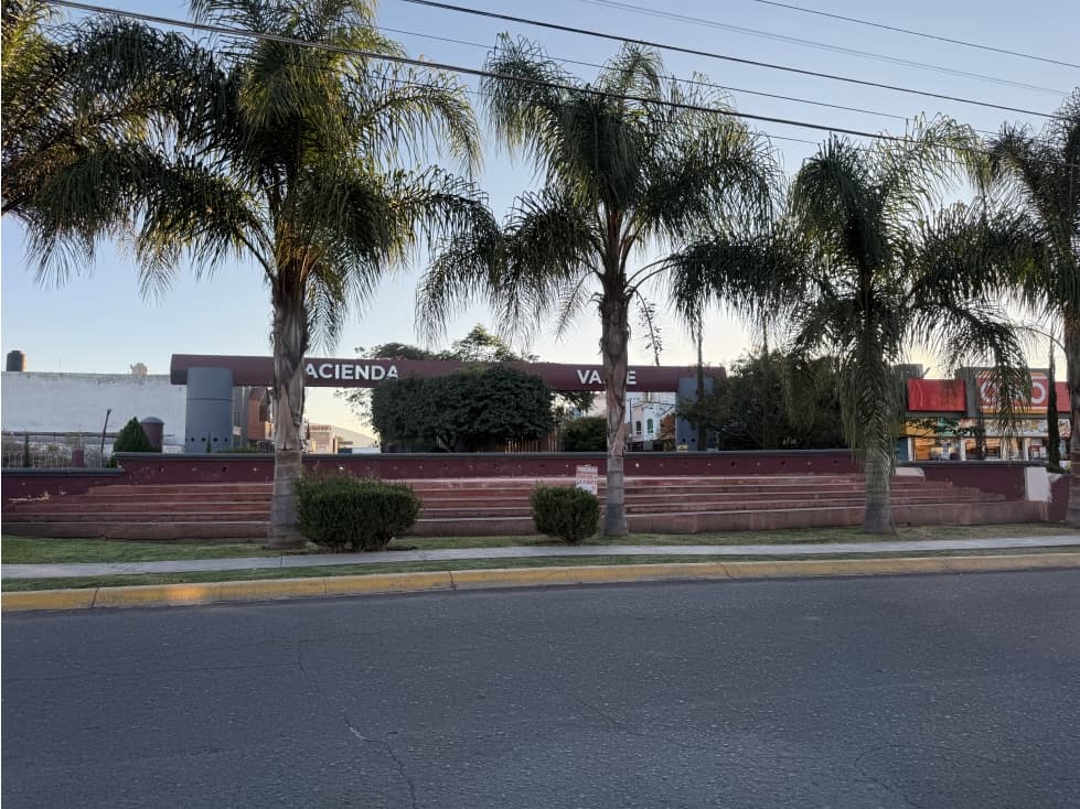 VENTA de Casa en HACIENDA DEL VALLE - 1