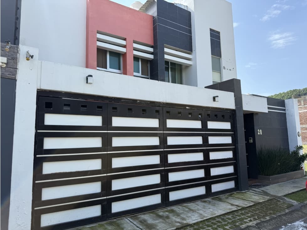 Casa en Venta en Residencial Orandino de Jacona Mich. - 1