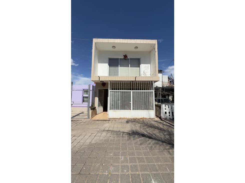 Casa en Venta en Manantiales del Curutarán, Jacona Michoacán - 1