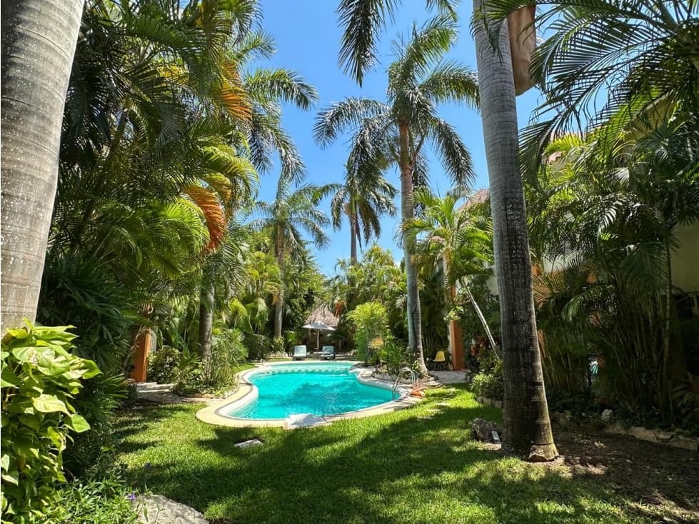 ZONA CENTRICO DE CANCUN SE RENTA CASA POR AV. CONTOY SS - 1