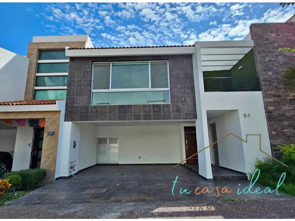 Casa En Renta En Parque Toscana Lomas De Angelópolis Frente A Sonara - 1