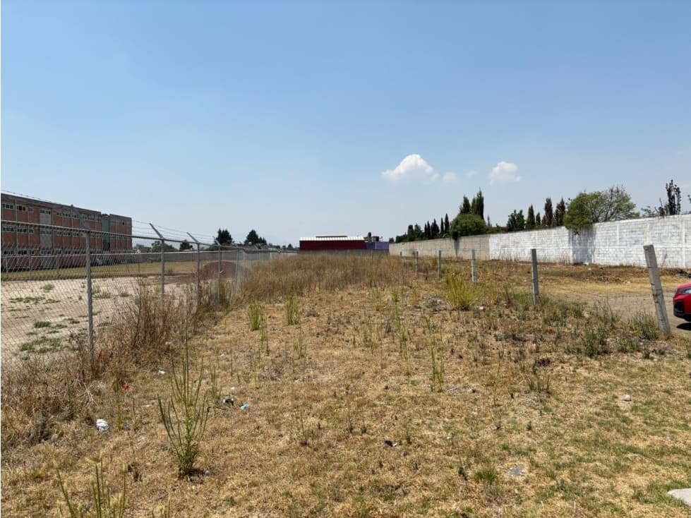 TERRENO EN RENTA - 1