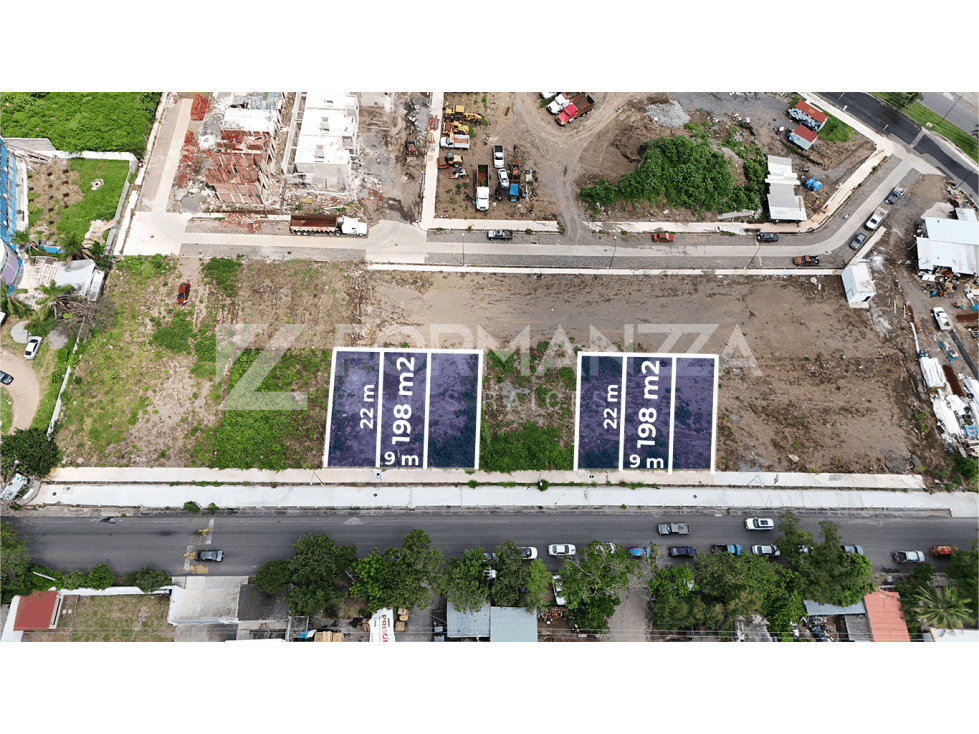Lotes Comerciales en Venta en Linda Vista en Villa de Álvarez, Colima - 1