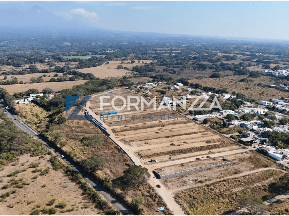 Lotes en Venta en Fraccionamiento Laguna Esmeralda en Villa de Álvarez - 1