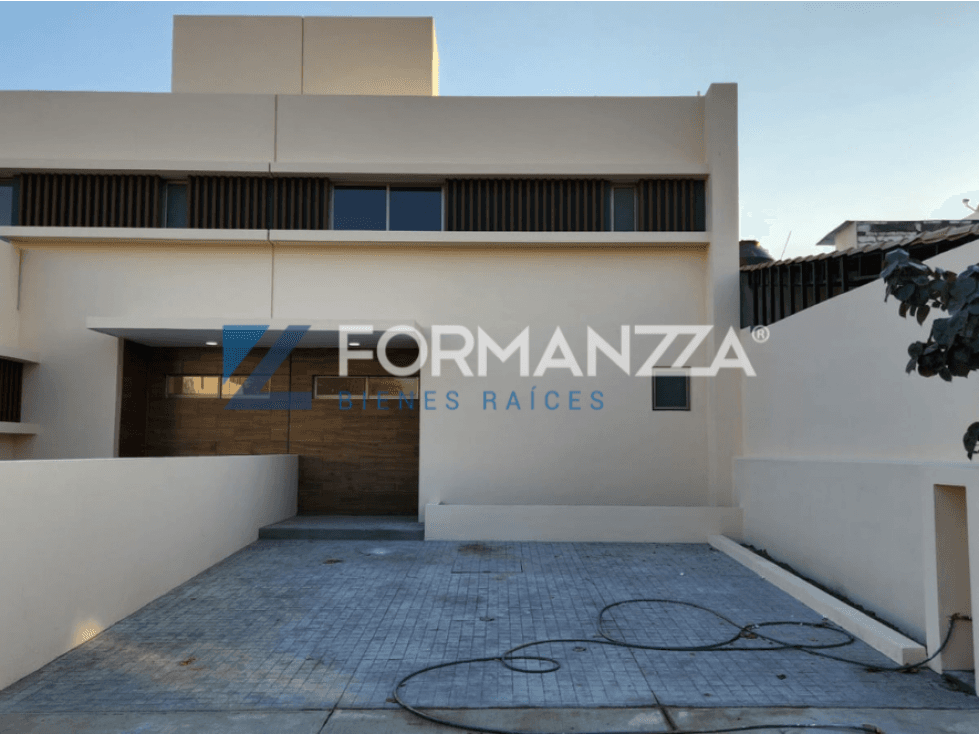 Casa Nueva "Mod. LUNA" en Venta en Lic. Carlos de la Madrid, V de Á - 1