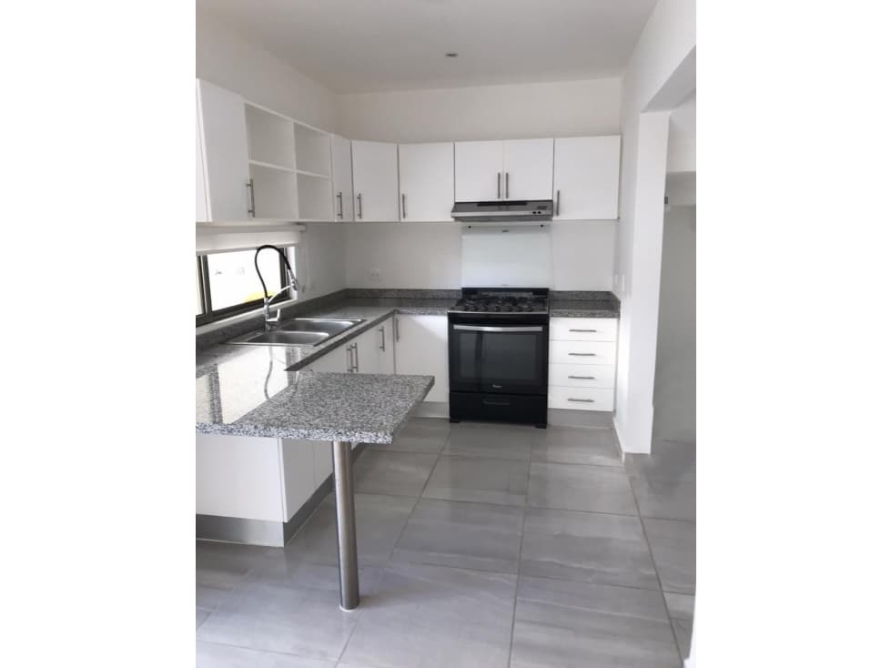 Casa en renta en Long Island Cancún 3 recámaras y alberca - 1