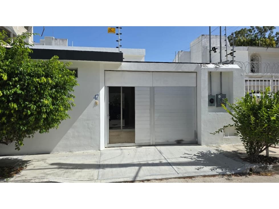 Clinica en Renta en calle cazon, Av. Bonampak, Cancun - 1