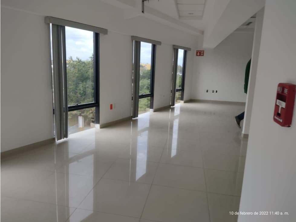 RENTA - Oficinas Torre Empresarial 806 - 1