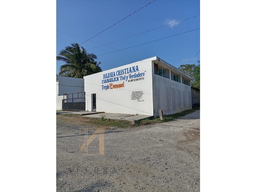 Terreno con Construcción en Anáhuac, Ver. Gran Potencial Comercial - 1