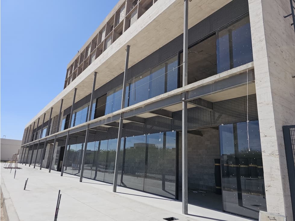Local en Venta de Lujo a estrenar, zona exclusiva en Cd. Juárez, Chih. - 1
