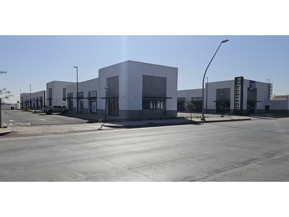 Locales en Venta a Estrenar en Av. Principal Cd. Juárez, Chihuahua - 1