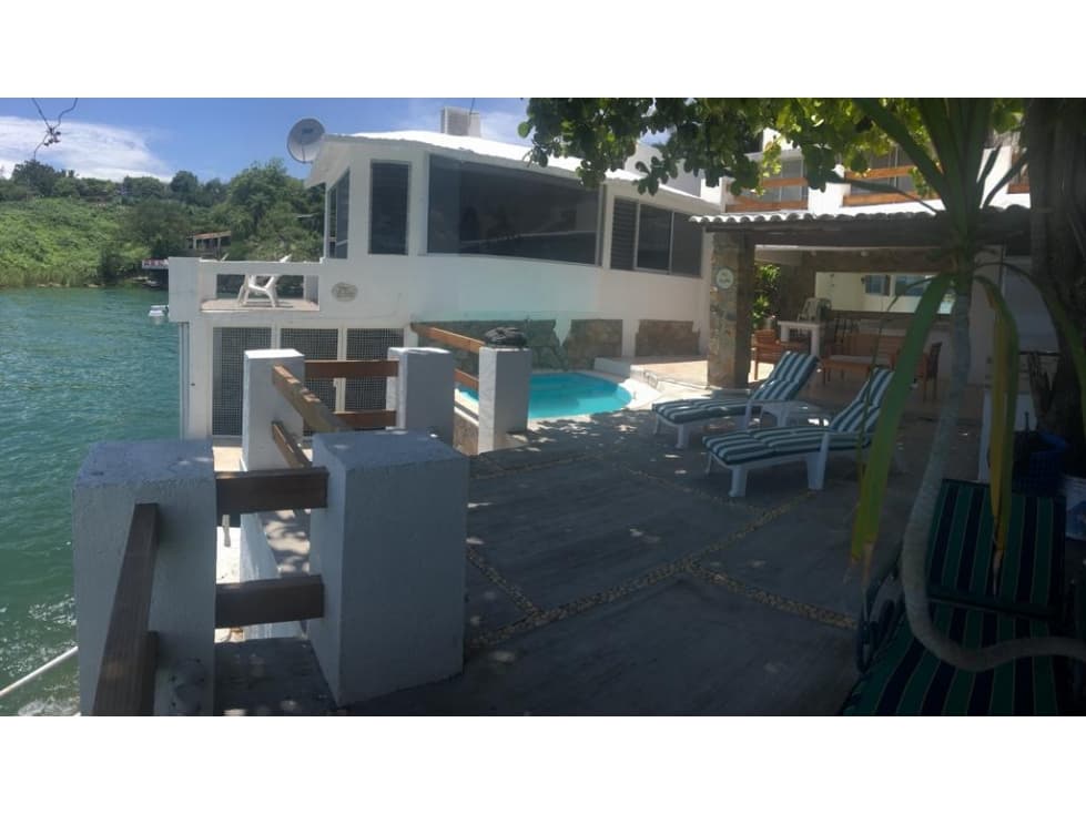 Se renta casa en Lago de Tequesquitengo, Jojutla, Morelos. - 1