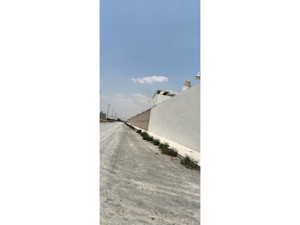 TERRENO 5 HECTÁREAS BARDEADO 100% USO COMERCIAL - 1