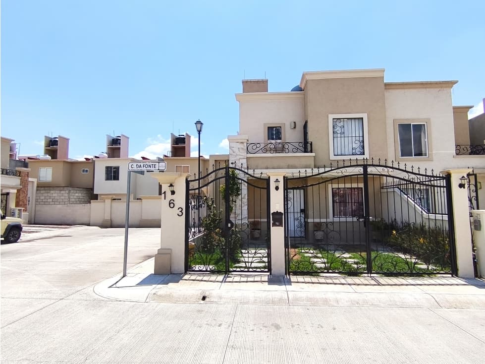 Casa en venta en Fracc. Viñedos Residencial, al sur de Pachuca - 1