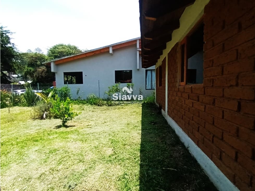 CASA EN RENTA EN ACATITLÁN, VALLE DE BRAVO - 1