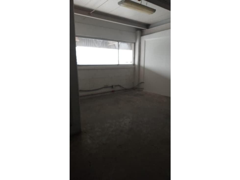 BODEGA EN VENTA CENTRAL DE ABASTOS CDMX - 1