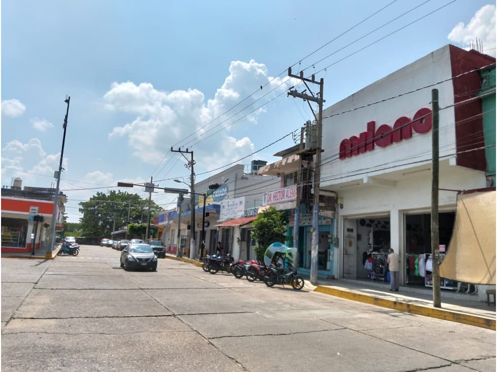 LOCAL COMERCIAL RENTA CENTRICO LOMA BONITA,OAX. - 1