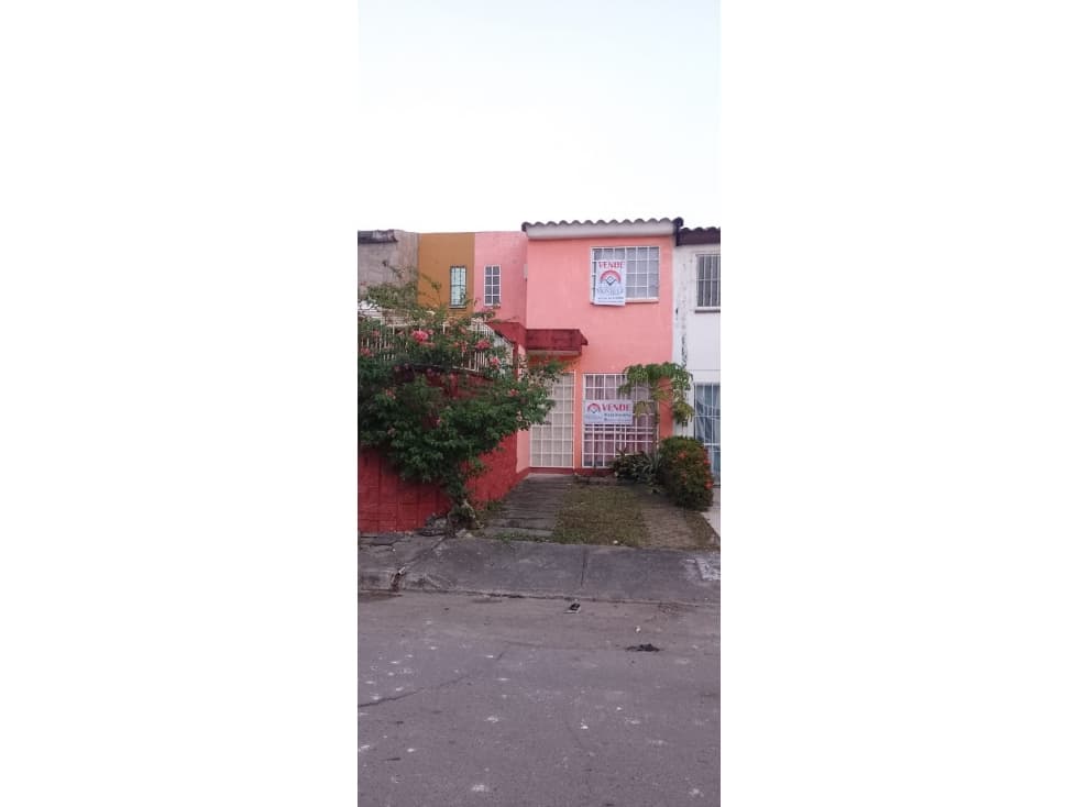 CASA DE 2 PISOS EN GEOVILLAS LOS PINOS 1 EN VENTA - 1