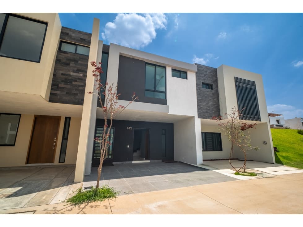Venta casa 3 recamaras Zimalta, Tlaquepaque Jalisco en esquina - 1