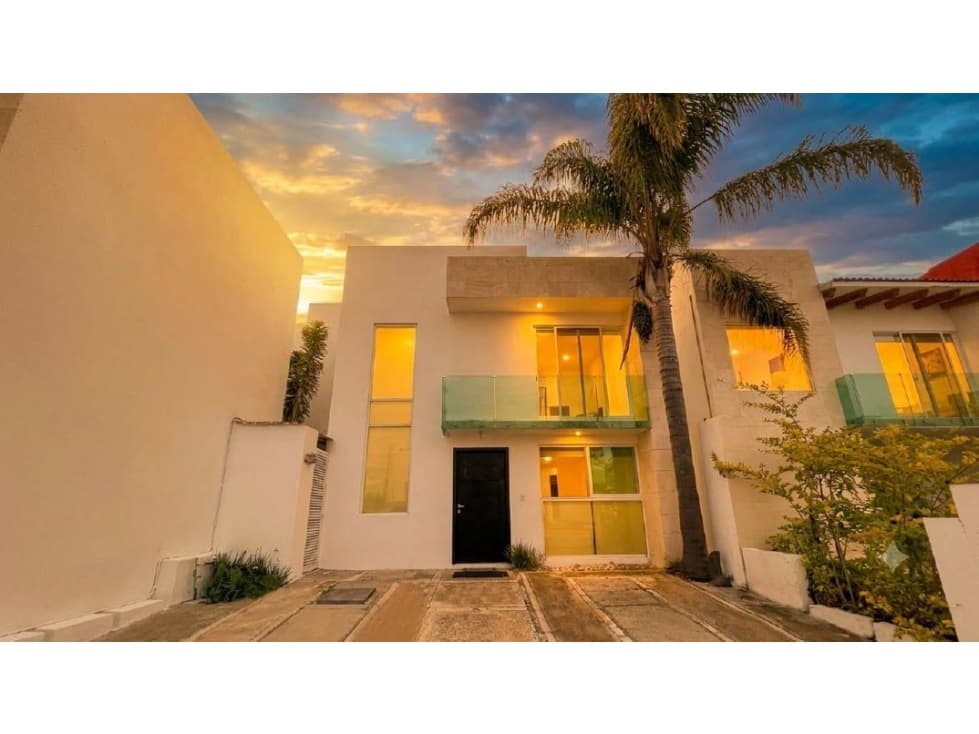 casa en venta en lomas de Angelopolis Puebla - 1