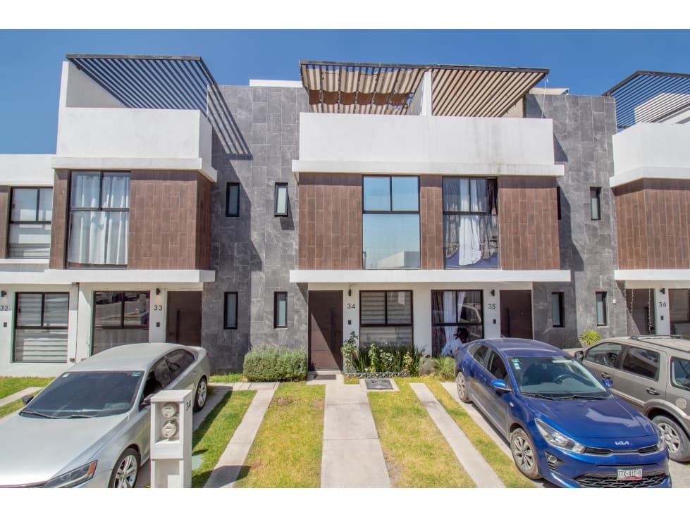 Casa en venta en aruba residencial Coronango Puebla - 1