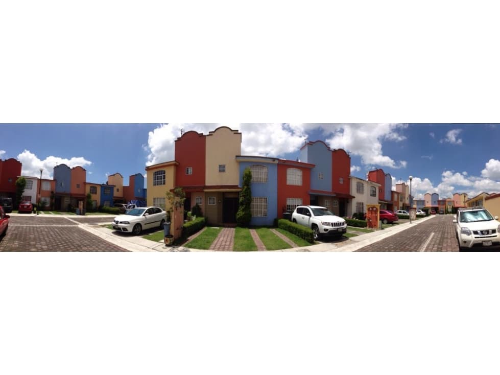 Casa En Venta/ Renta en Toluca - 1