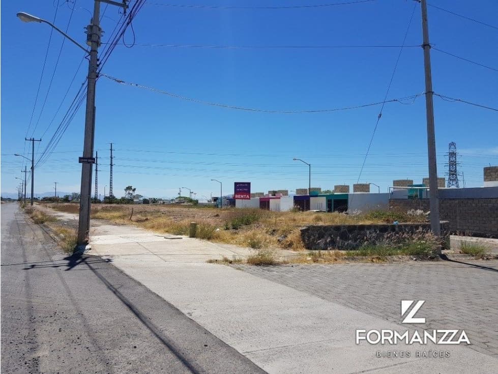 Terreno comercial en Renta en Punta Diamante, sobre avenida - 1